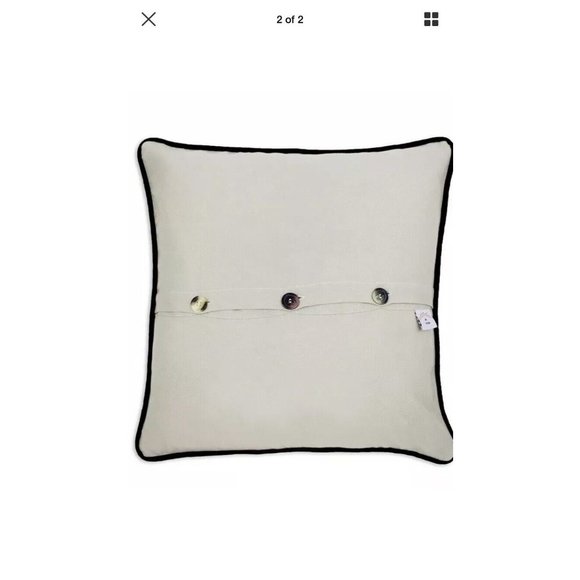 Cat Studio New York City Pillow NWT Manhattan THE BIG APPLE  Cat Studio New York City Pillow NWT Manhattan THE BIG APPLE Embroidered Yankees!
